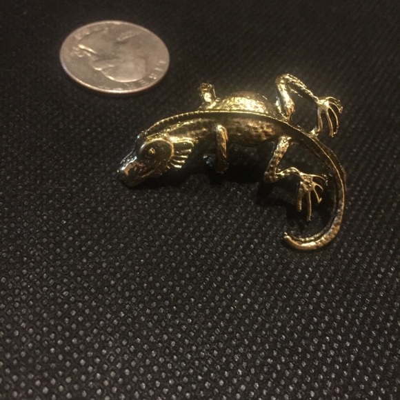 🦎 Awesome Single Lizard Iguana Chameleon Left Ear cuff 🦎 - Picture 10 of 12